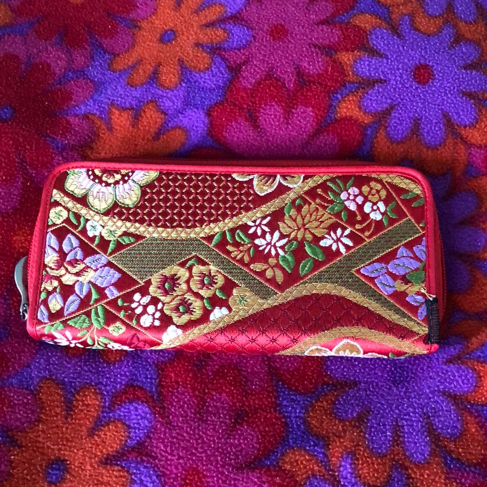 Embroidered Fabric Clutch/Wristlet